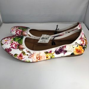Falls Creek ballet flats floral white 8.5 M